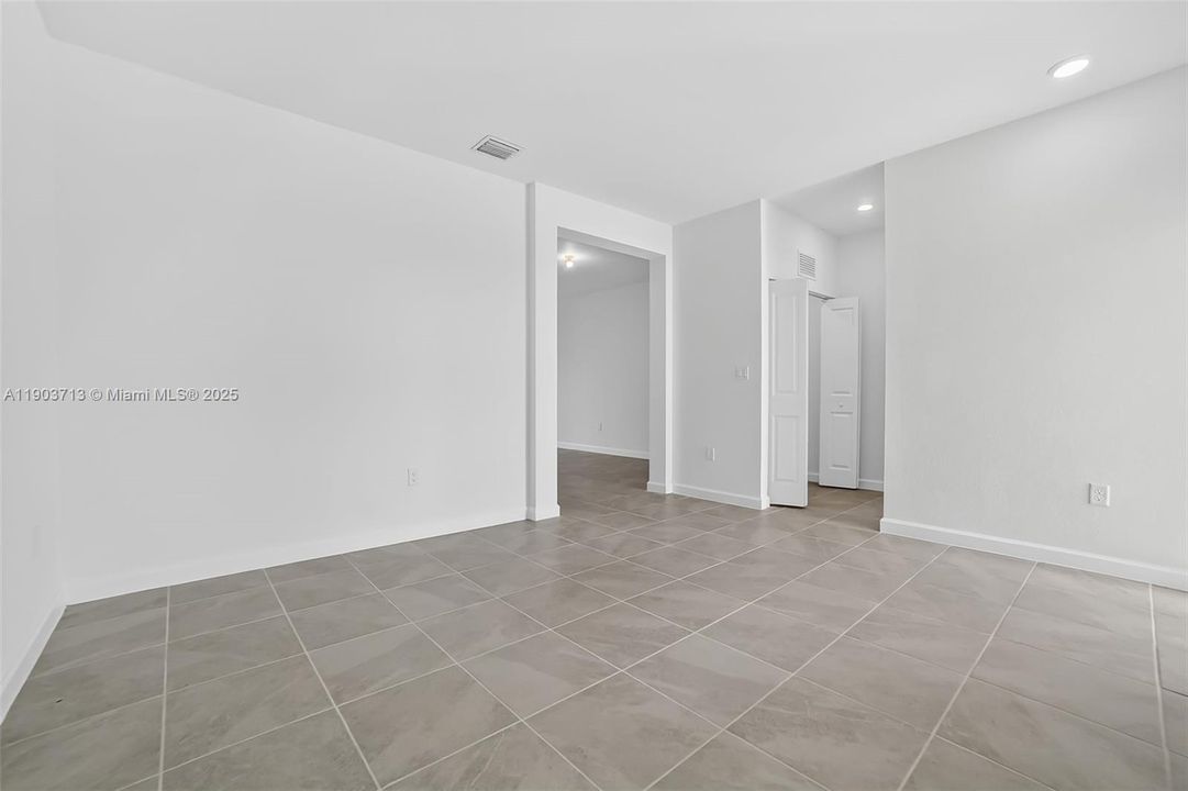 For Rent: $2,600 (3 beds, 2 baths, 0 Square Feet)