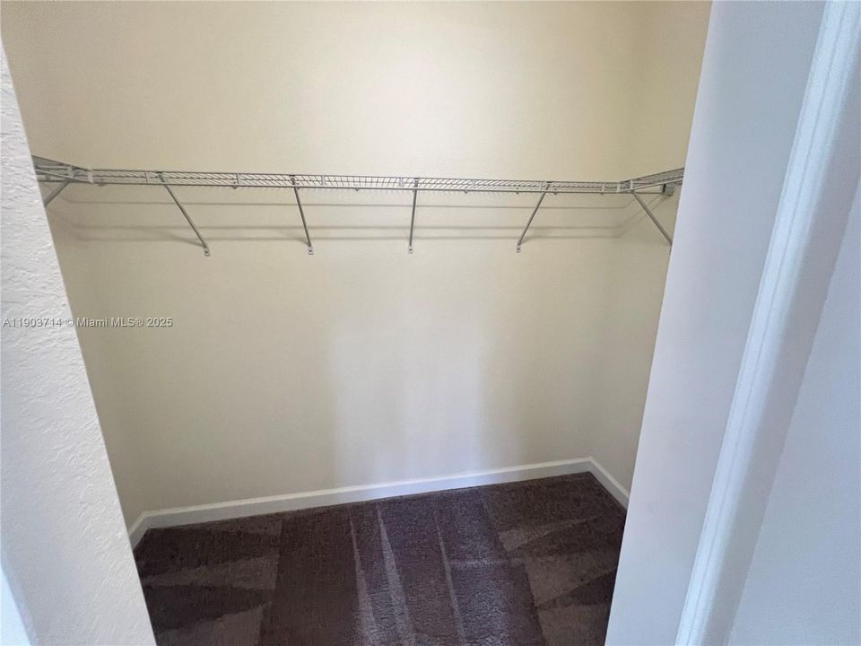 For Sale: $530,000 (3 beds, 2 baths, 1650 Square Feet)