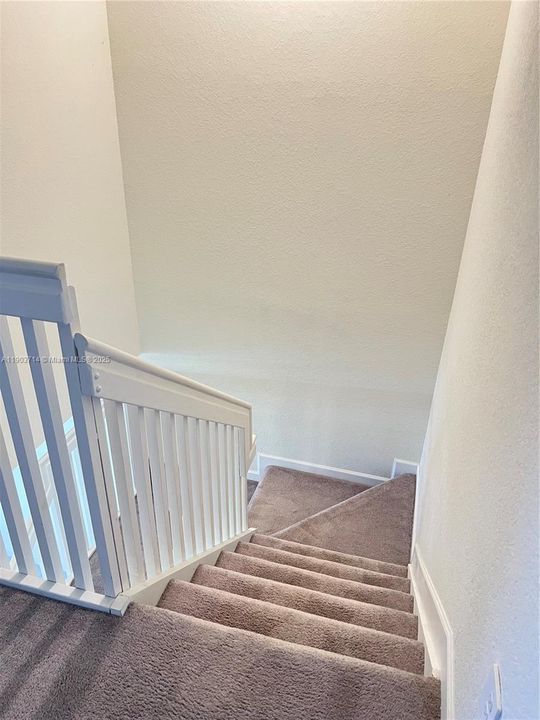 For Sale: $530,000 (3 beds, 2 baths, 1650 Square Feet)