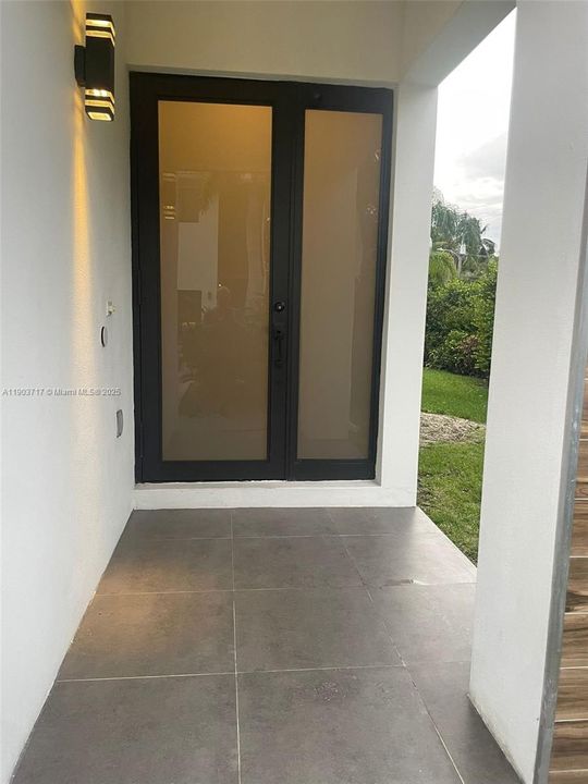 For Rent: $4,300 (4 beds, 2 baths, 2178 Square Feet)