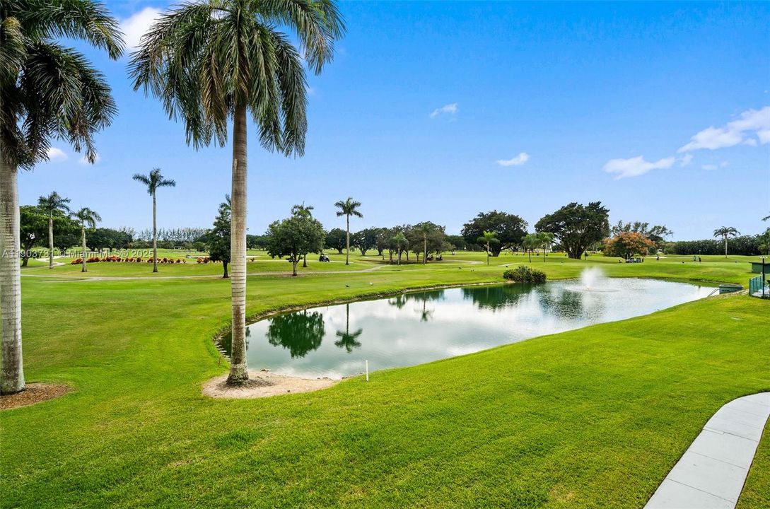 For Sale: $125,000 (1 beds, 1 baths, 800 Square Feet)