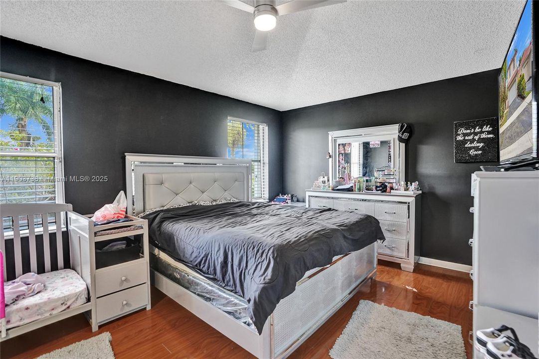 For Sale: $609,000 (4 beds, 2 baths, 1808 Square Feet)