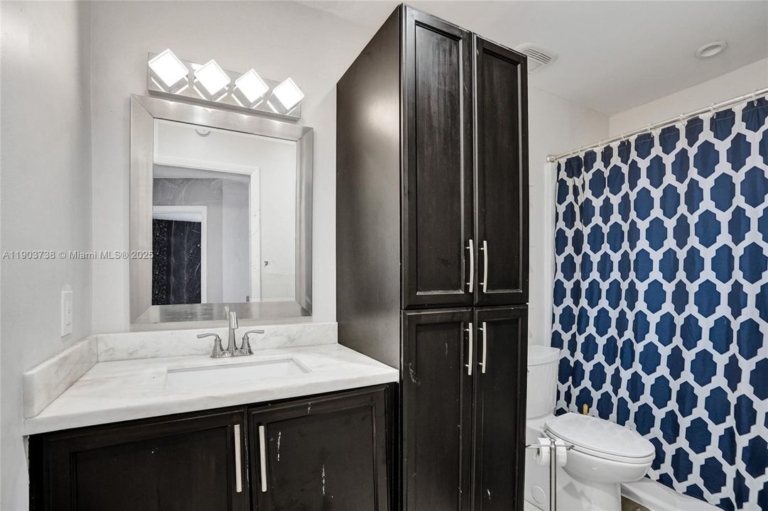 For Sale: $609,000 (4 beds, 2 baths, 1808 Square Feet)