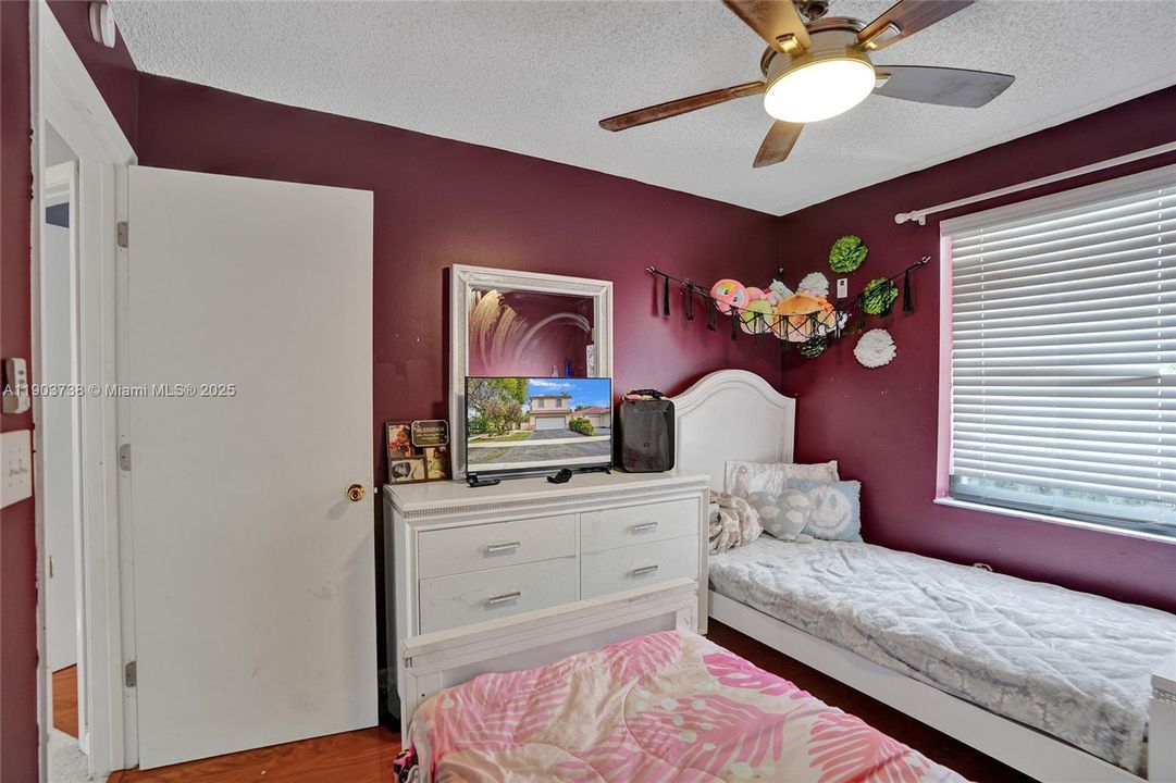 For Sale: $609,000 (4 beds, 2 baths, 1808 Square Feet)