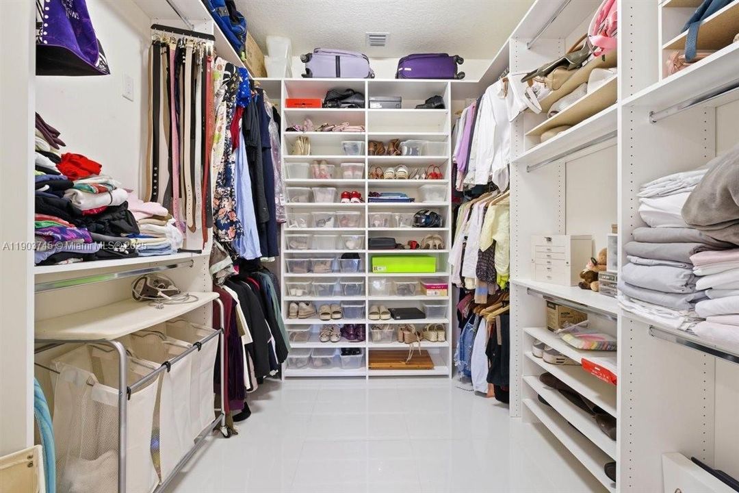 En-Suite Closet