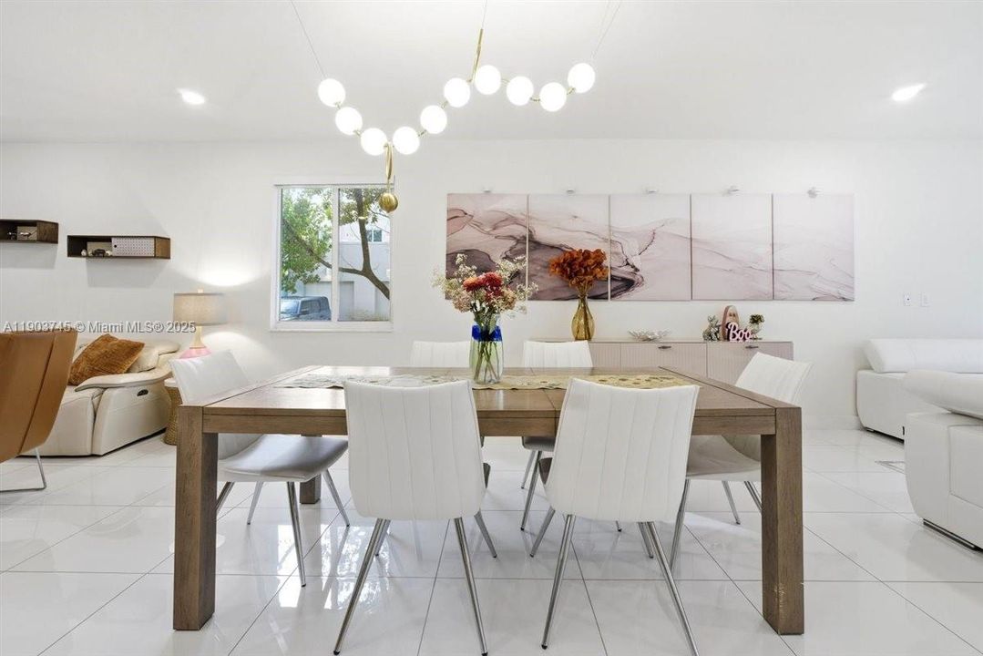 Active With Contract: $3,800 (3 beds, 2 baths, 2379 Square Feet)