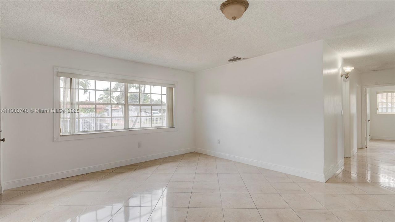 Active With Contract: $650,000 (4 beds, 2 baths, 1856 Square Feet)