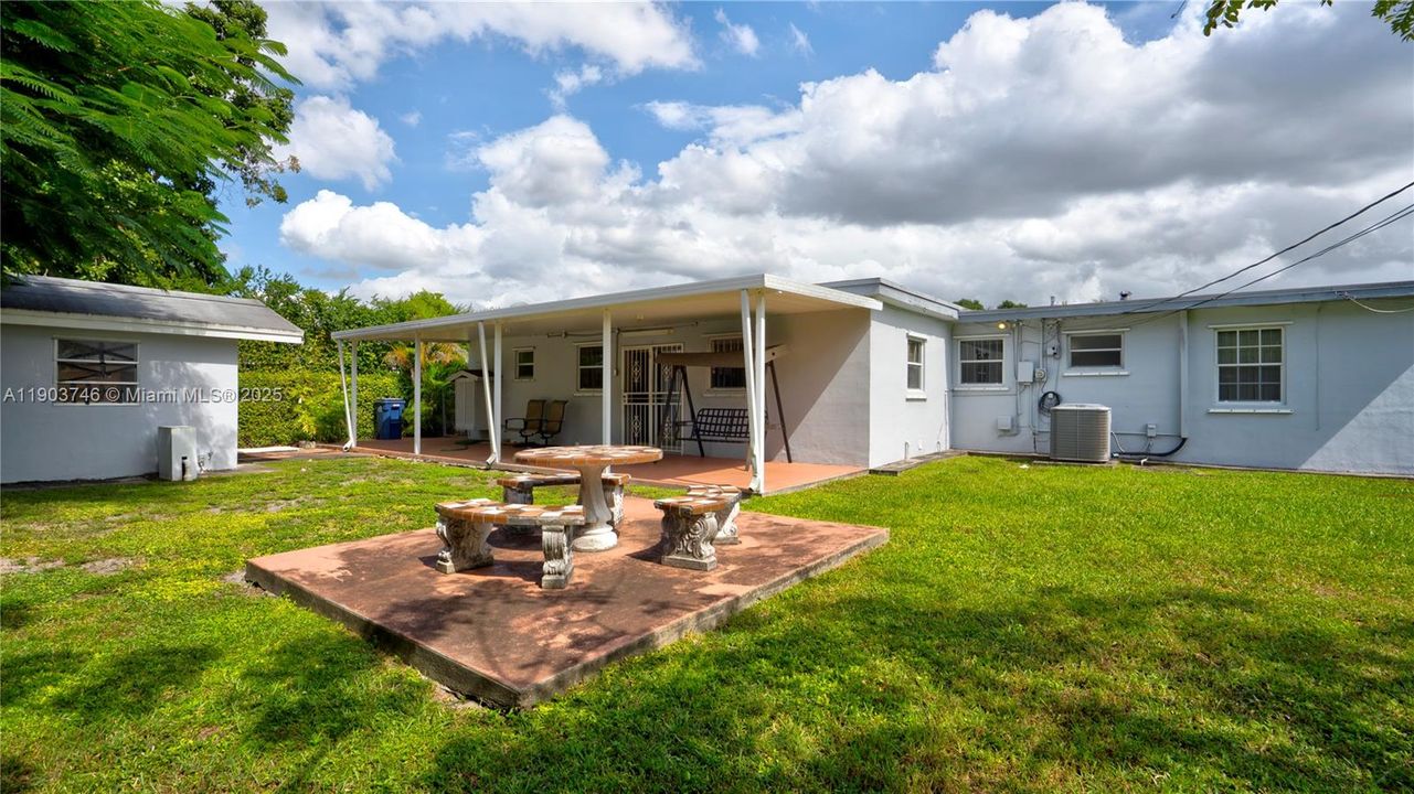 Active With Contract: $650,000 (4 beds, 2 baths, 1856 Square Feet)