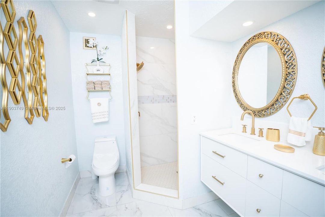 待售: $603,000 (2 贝兹, 2 浴室, 1651 平方英尺)