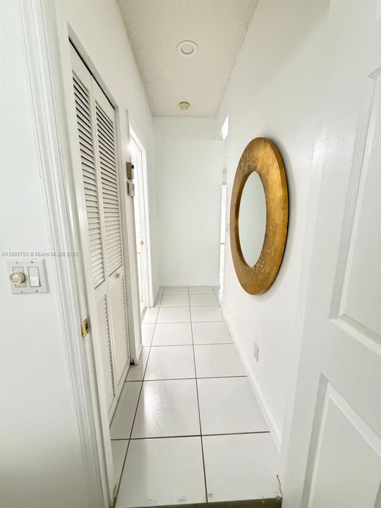 For Rent: $3,400 (3 beds, 2 baths, 1952 Square Feet)