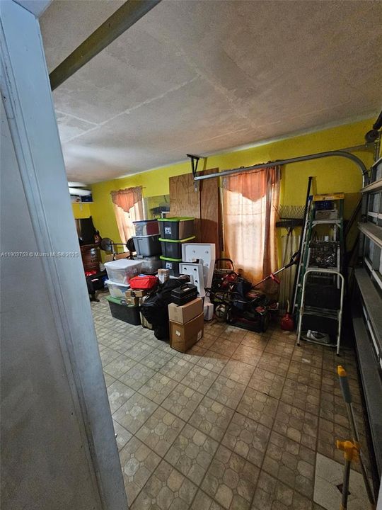 For Sale: $485,000 (3 beds, 2 baths, 1490 Square Feet)