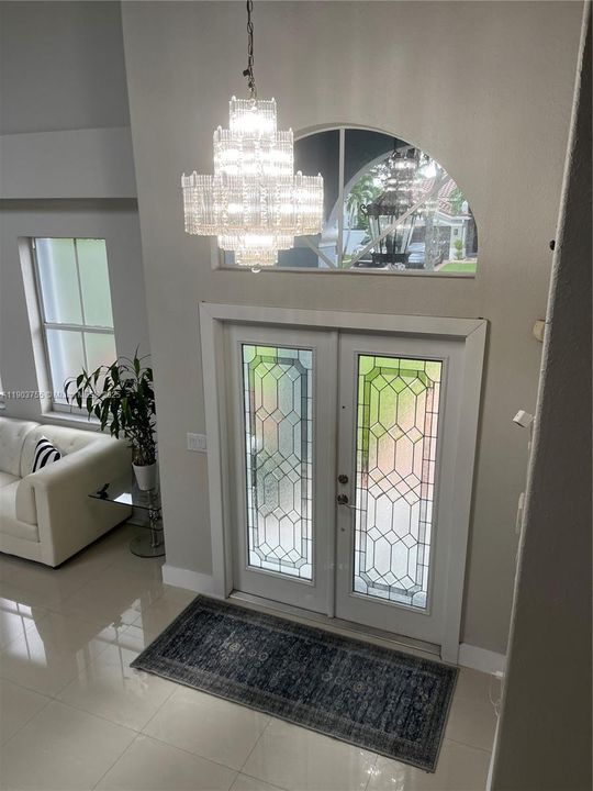 En Venta: $990,000 (5 camas, 4 baños, 3565 Pies cuadrados)