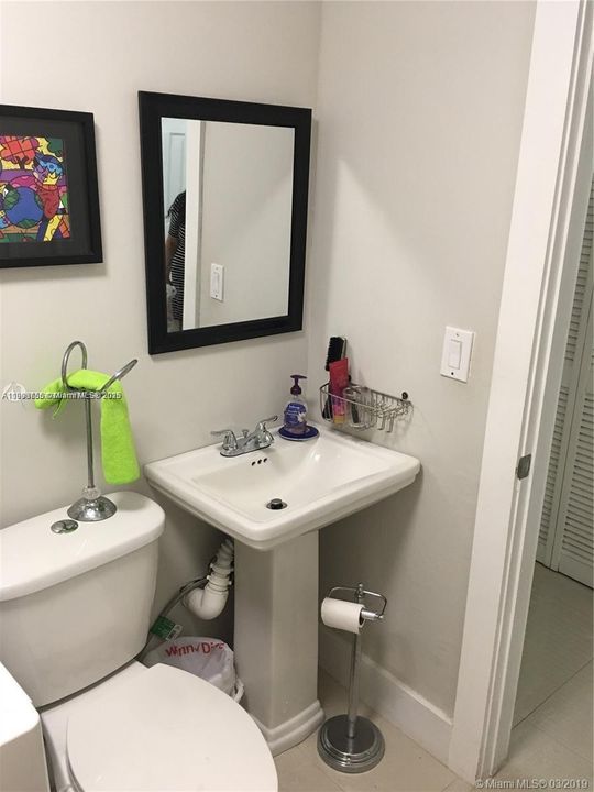 En Venta: $990,000 (5 camas, 4 baños, 3565 Pies cuadrados)