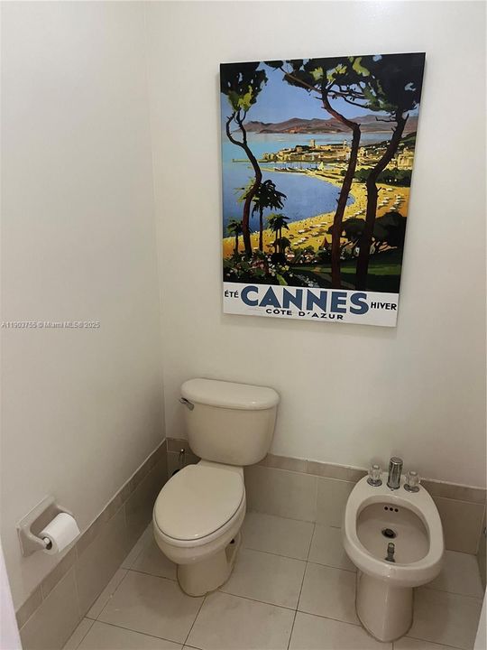 En Venta: $990,000 (5 camas, 4 baños, 3565 Pies cuadrados)