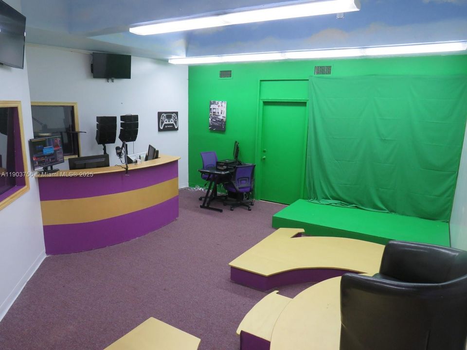 For Sale: $2,897,777 (0 beds, 0 baths, 0 Square Feet)