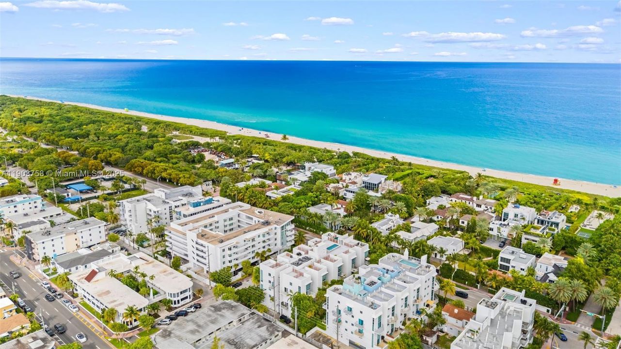 Recently Rented: $4,500 (3 beds, 2 baths, 1305 Square Feet)