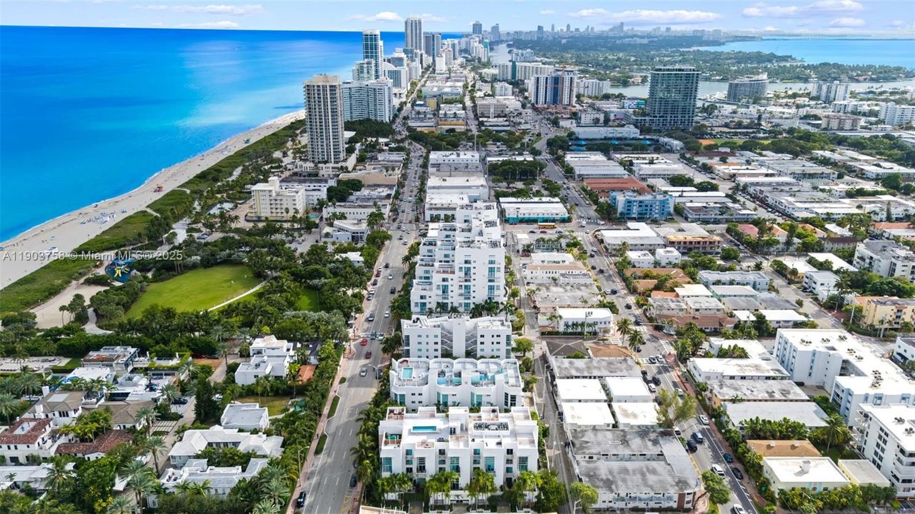 Recently Rented: $4,500 (3 beds, 2 baths, 1305 Square Feet)