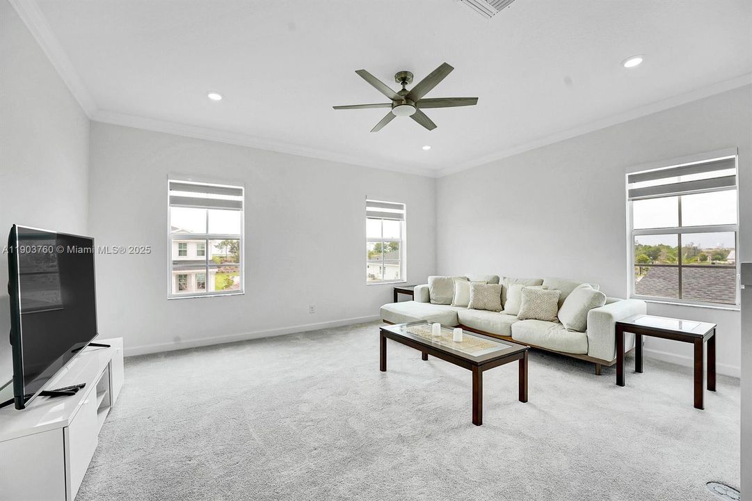 For Rent: $6,000 (5 beds, 4 baths, 0 Square Feet)