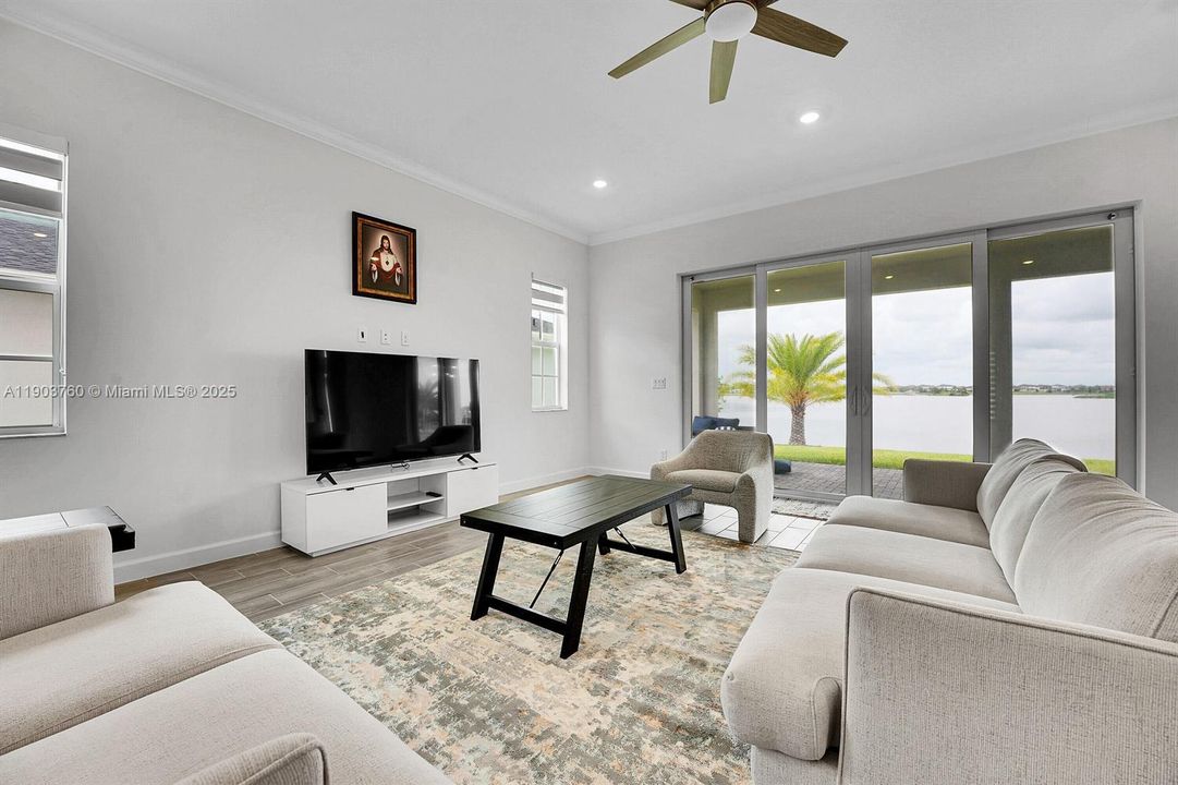 For Rent: $6,000 (5 beds, 4 baths, 0 Square Feet)