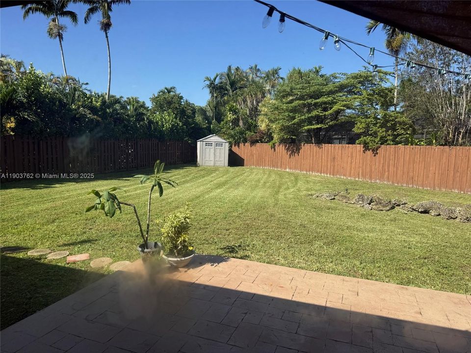 For Sale: $775,000 (3 beds, 2 baths, 1707 Square Feet)