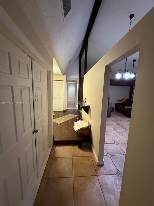 For Sale: $775,000 (3 beds, 2 baths, 1707 Square Feet)