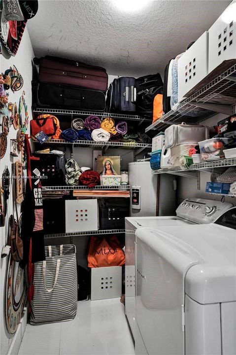 For Rent: $3,500 (3 beds, 3 baths, 1510 Square Feet)