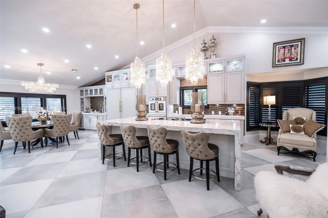 For Sale: $1,550,000 (3 beds, 3 baths, 2466 Square Feet)