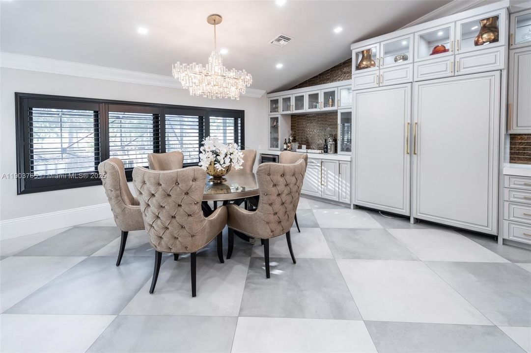 For Sale: $1,550,000 (3 beds, 3 baths, 2466 Square Feet)