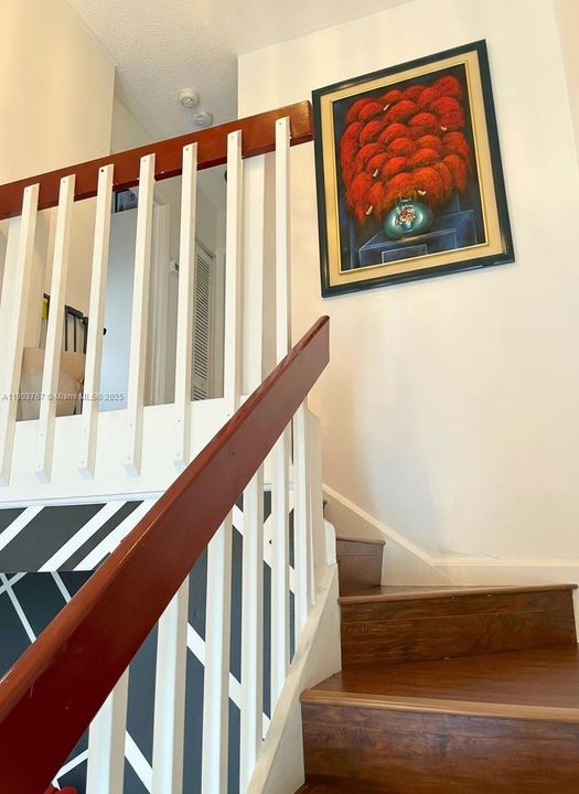 En Venta: $399,000 (3 camas, 2 baños, 1245 Pies cuadrados)