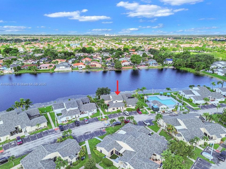 En Venta: $399,000 (3 camas, 2 baños, 1245 Pies cuadrados)