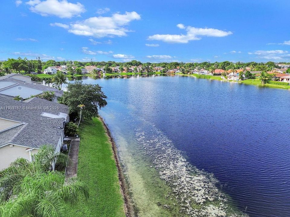 En Venta: $399,000 (3 camas, 2 baños, 1245 Pies cuadrados)