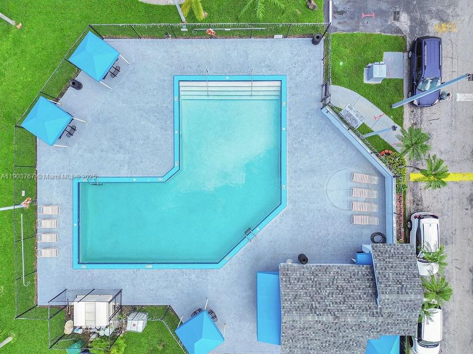 En Venta: $399,000 (3 camas, 2 baños, 1245 Pies cuadrados)