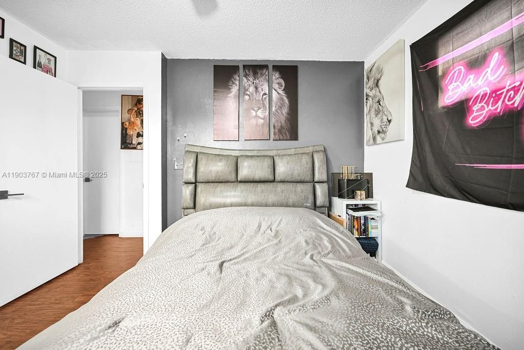 En Venta: $399,000 (3 camas, 2 baños, 1245 Pies cuadrados)