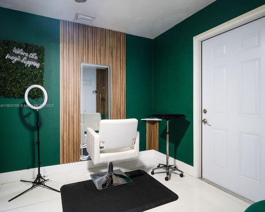 For Sale: $750,000 (3 beds, 2 baths, 1350 Square Feet)