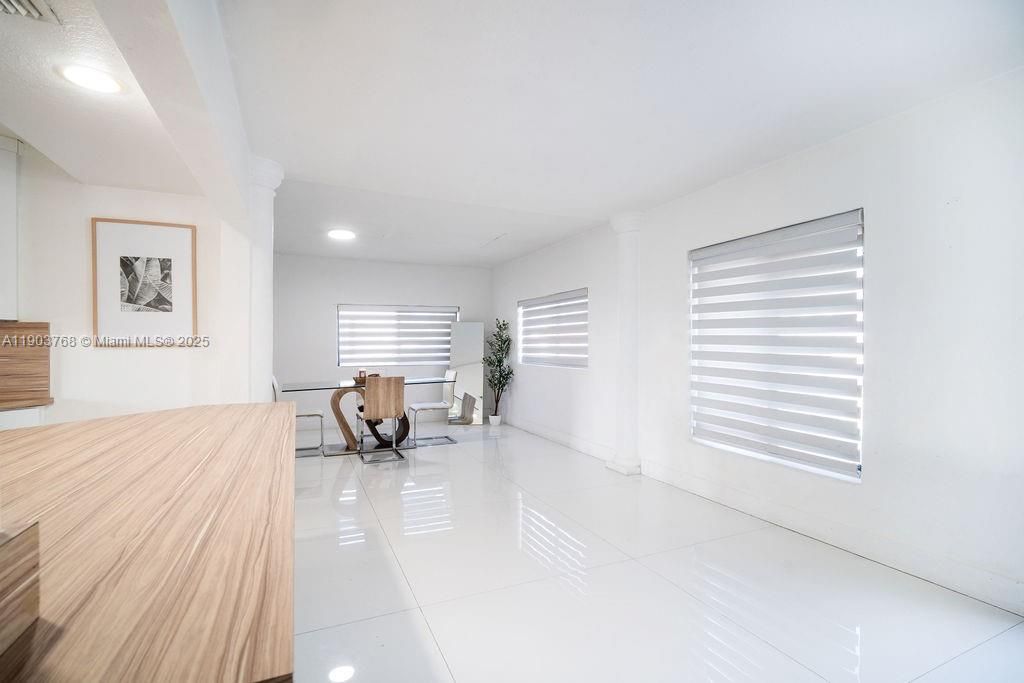 For Sale: $750,000 (3 beds, 2 baths, 1350 Square Feet)