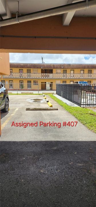 For Rent: $1,674 (1 beds, 1 baths, 610 Square Feet)