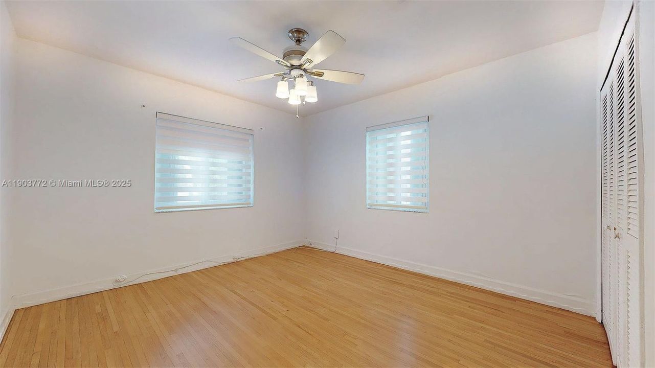 Recently Rented: $3,750 (3 beds, 2 baths, 1272 Square Feet)