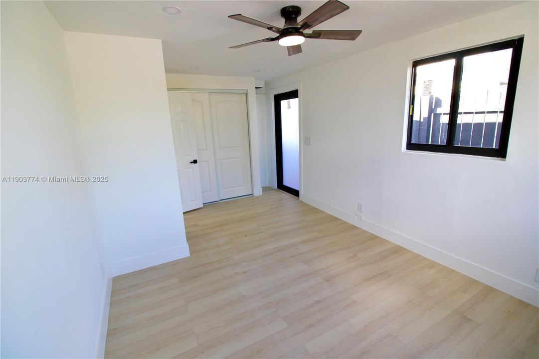 For Sale: $535,000 (4 beds, 2 baths, 1542 Square Feet)