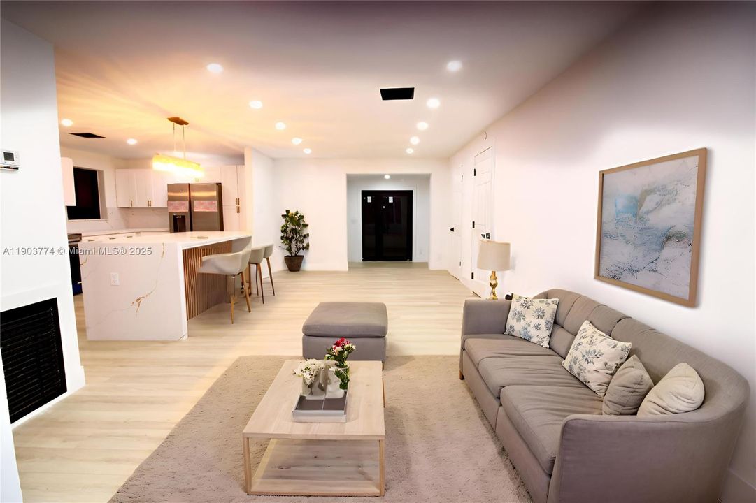 For Sale: $535,000 (4 beds, 2 baths, 1542 Square Feet)