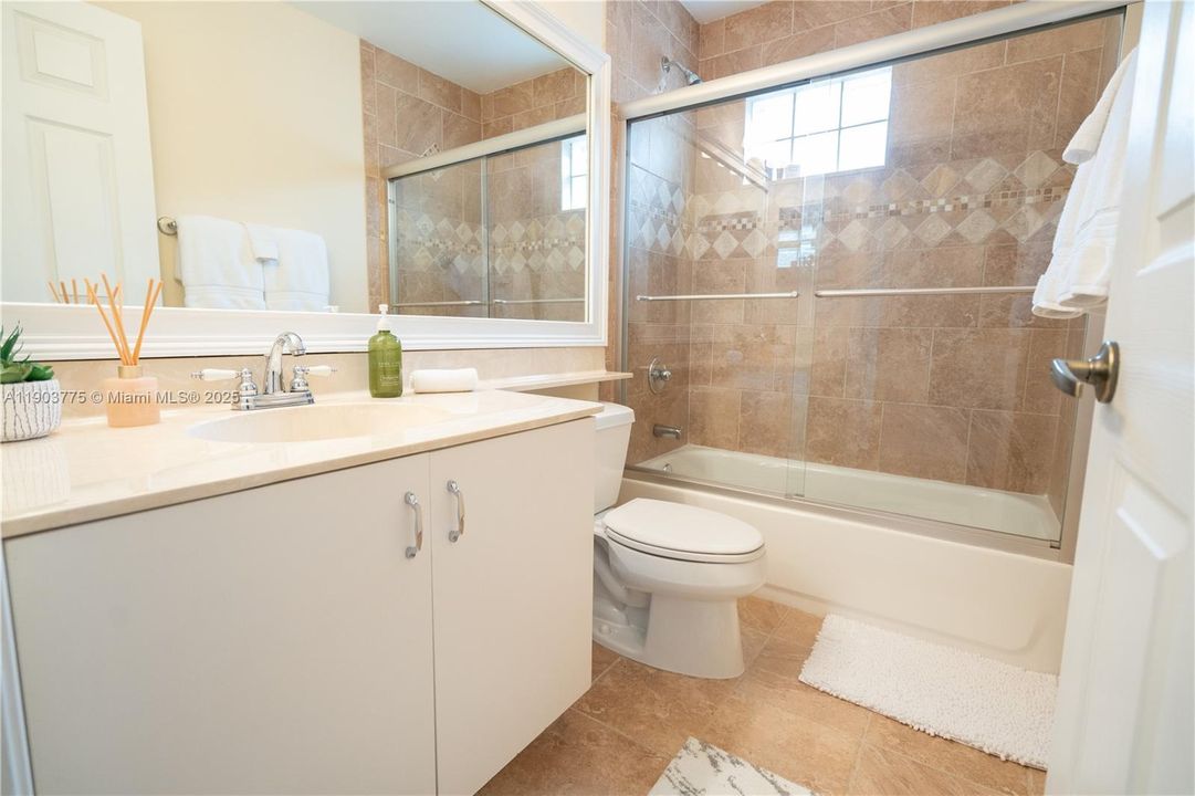 Active With Contract: $630,000 (3 beds, 2 baths, 1554 Square Feet)