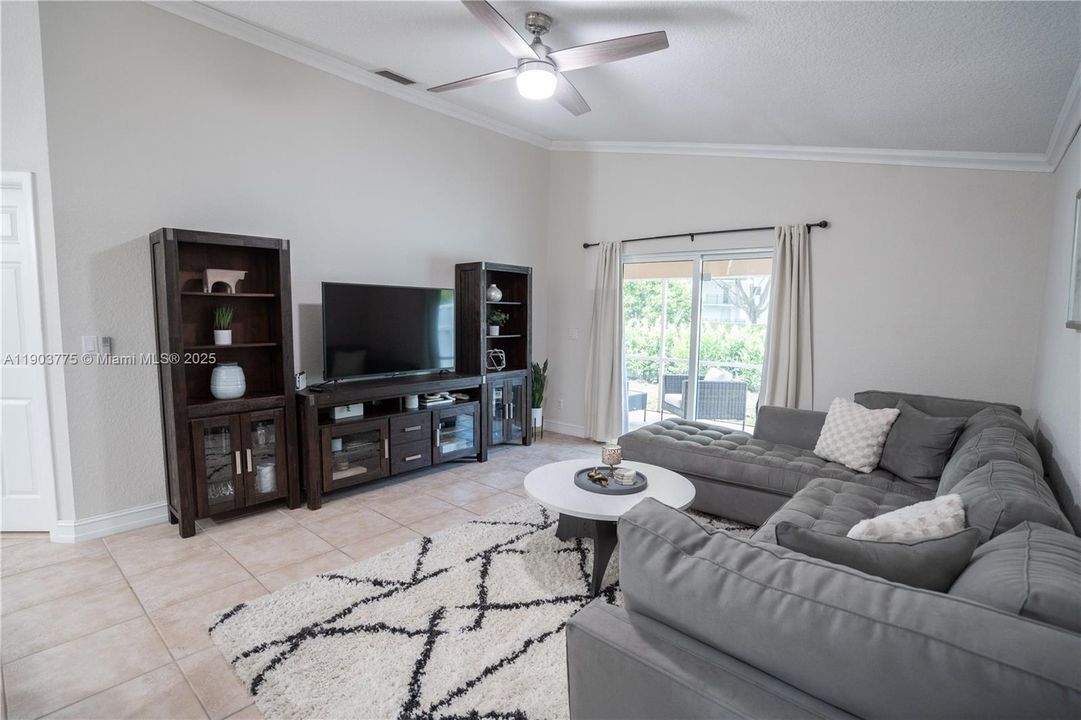 Active With Contract: $630,000 (3 beds, 2 baths, 1554 Square Feet)