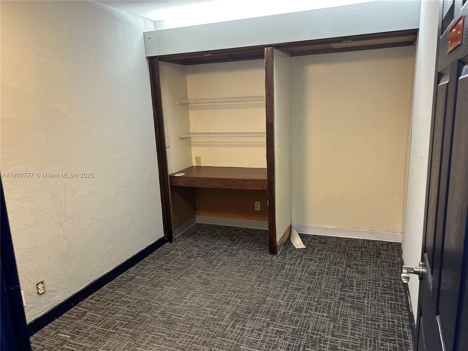 В аренду: $8,625 (0 спален, 0 ванн, 0 Квадратных фут)