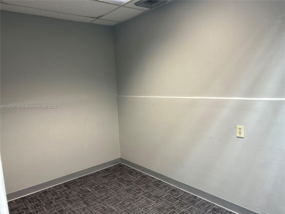 For Rent: $2,875 (0 beds, 0 baths, 0 Square Feet)