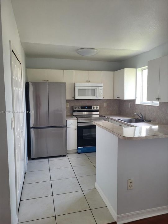 En Renta: $1,850 (3 camas, 2 baños, 1024 Pies cuadrados)