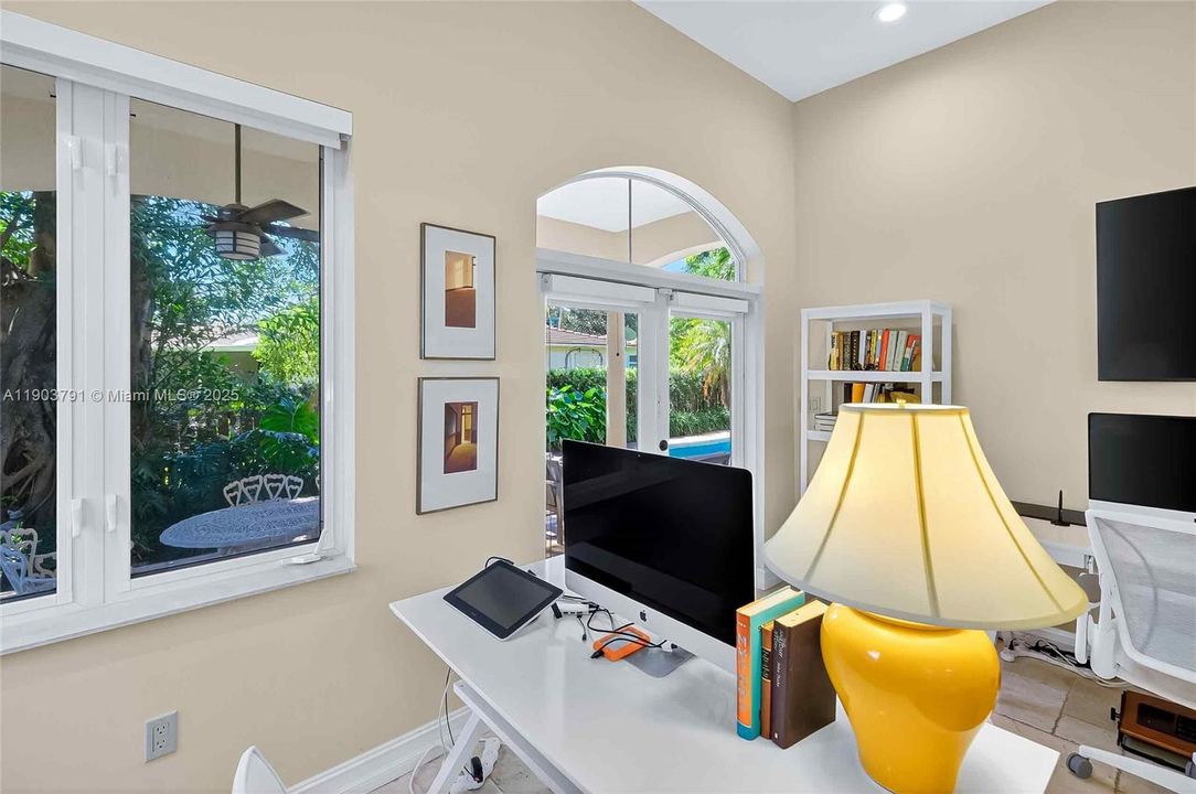 For Sale: $2,900,000 (4 beds, 3 baths, 3611 Square Feet)