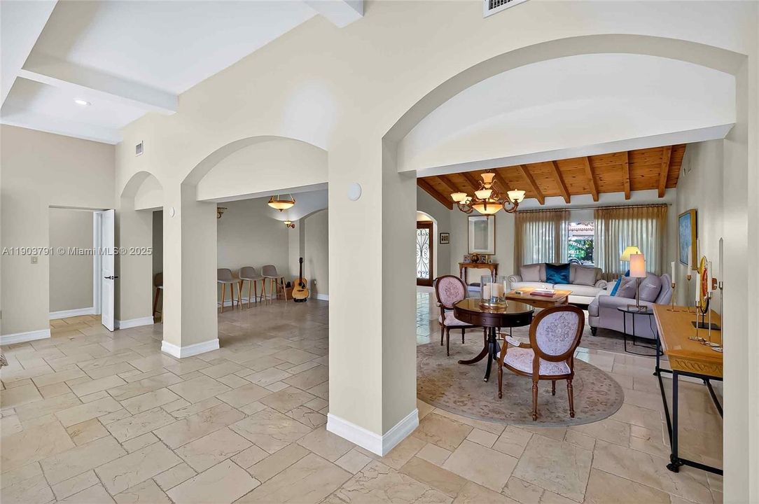 For Sale: $2,900,000 (4 beds, 3 baths, 3611 Square Feet)