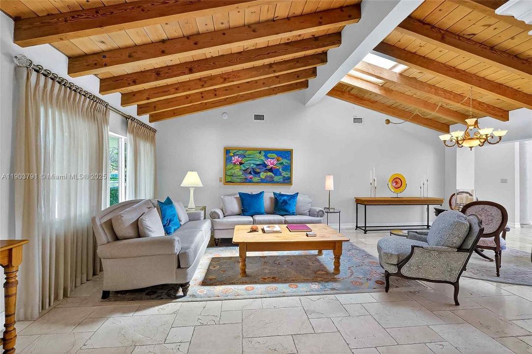 For Sale: $2,900,000 (4 beds, 3 baths, 3611 Square Feet)