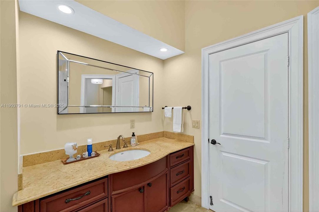 For Sale: $2,900,000 (4 beds, 3 baths, 3611 Square Feet)