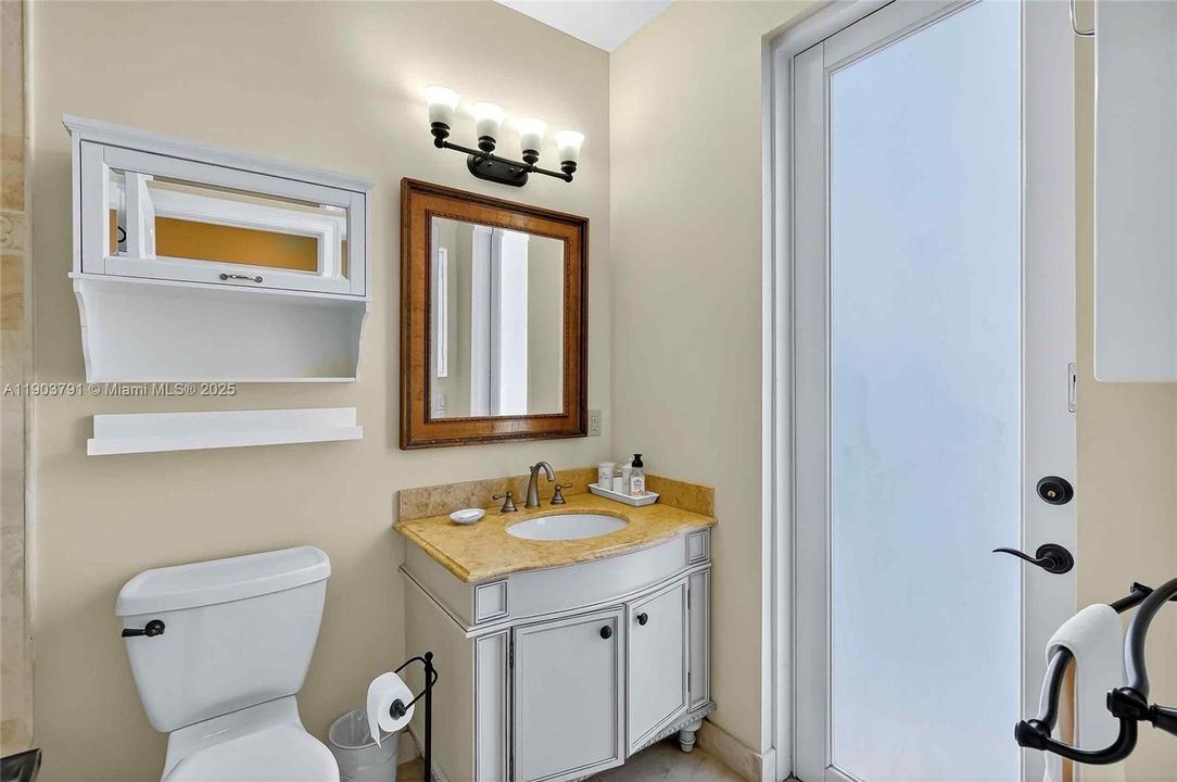 For Sale: $2,900,000 (4 beds, 3 baths, 3611 Square Feet)