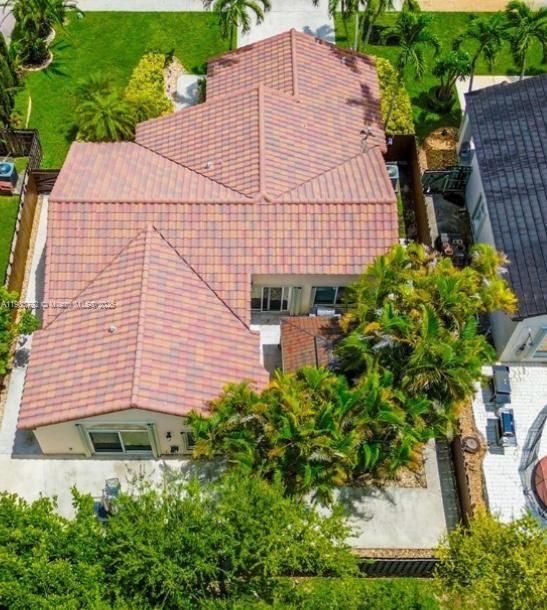 出租: $3,500 (3 贝兹, 2 浴室, 1619 平方英尺)